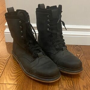 Doc Dr. Martens Combat Boots